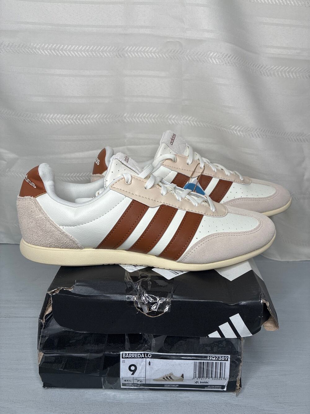 Adidas Barreda Lo Sneakers White Bronze Womens Size 9